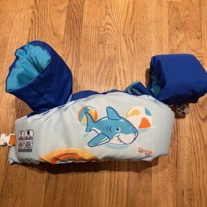 speedo toddler swim vest/floatie